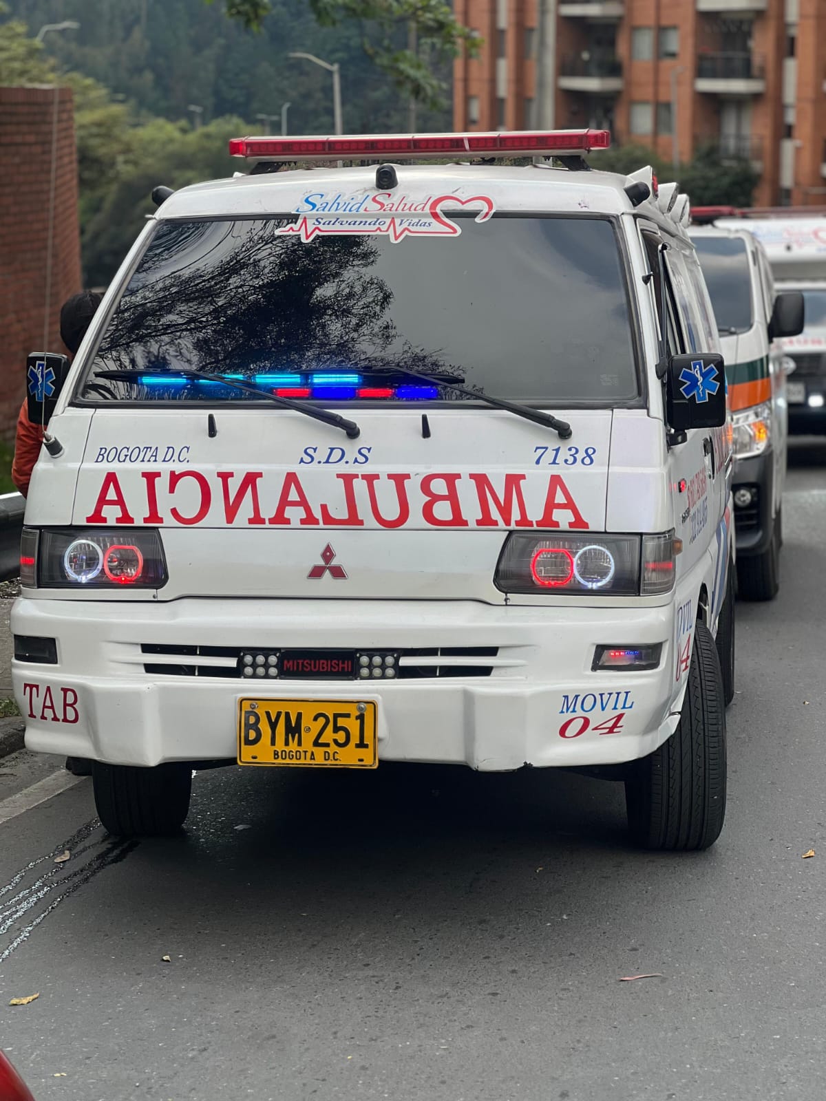 Unidad de traslado asistencial, otra toma